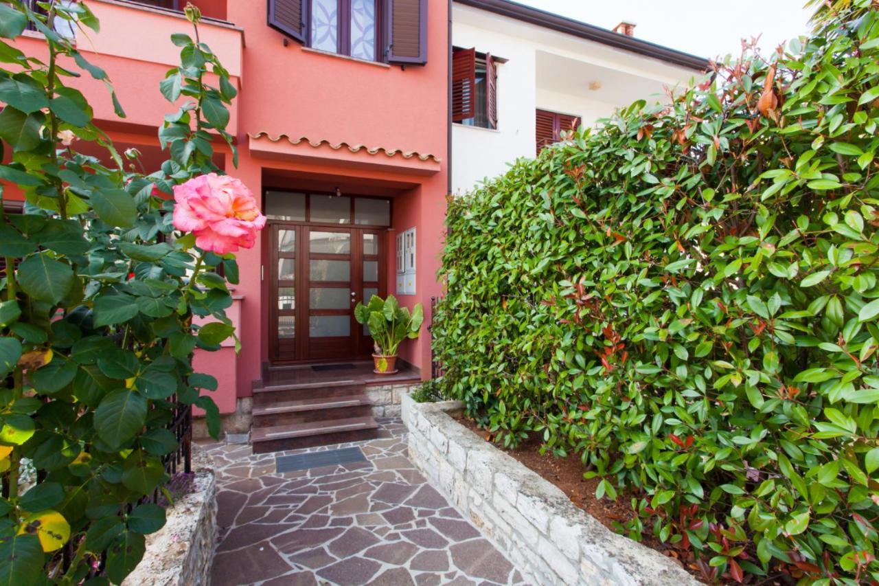 Apartments Banic Poreč Exteriör bild
